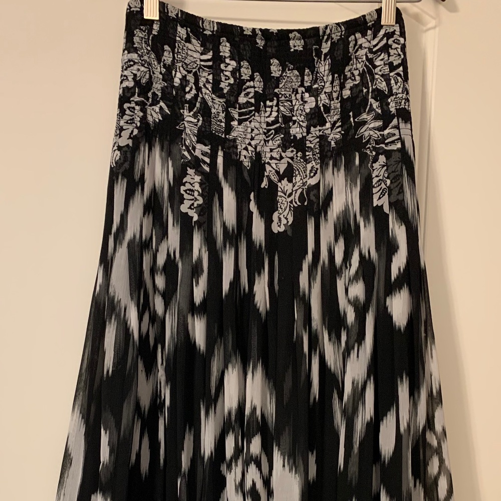 Black & White Full Skirt